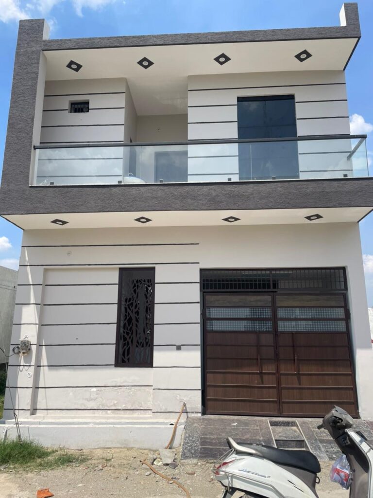 100 Gaj House for sale in Modipuram